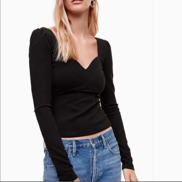 Aritzia Tops - Aritzia talula sweetheart long sleeve